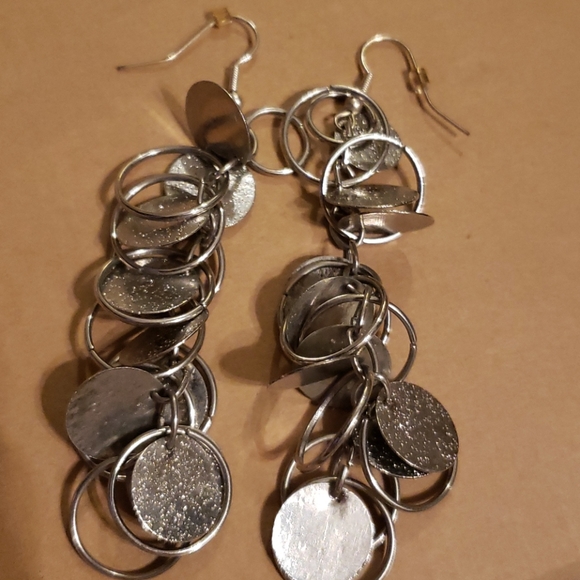 6 EARRING - Picture 6 of 8